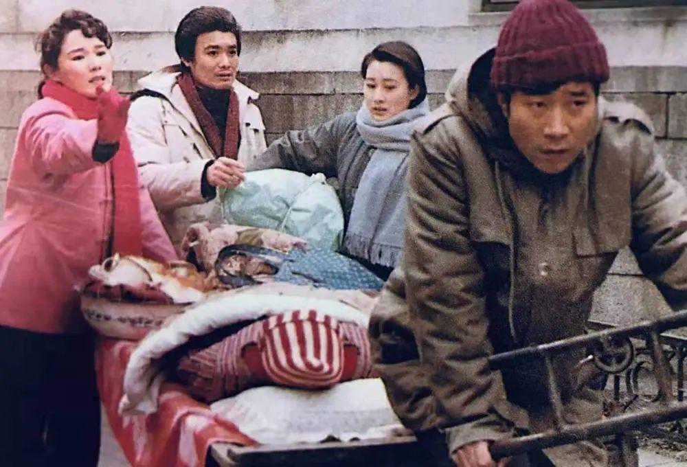 给30年来最好的家庭剧排座次：《人世间》仅第7，《父母爱情》第2