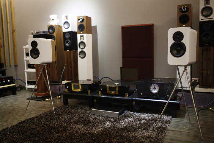 Q Acoustics Concept 300音箱店家蹭听，非常好听又漂亮的工艺品